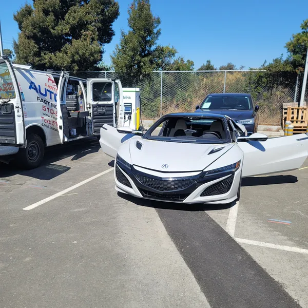 Fast Mobile Auto Glass LLC