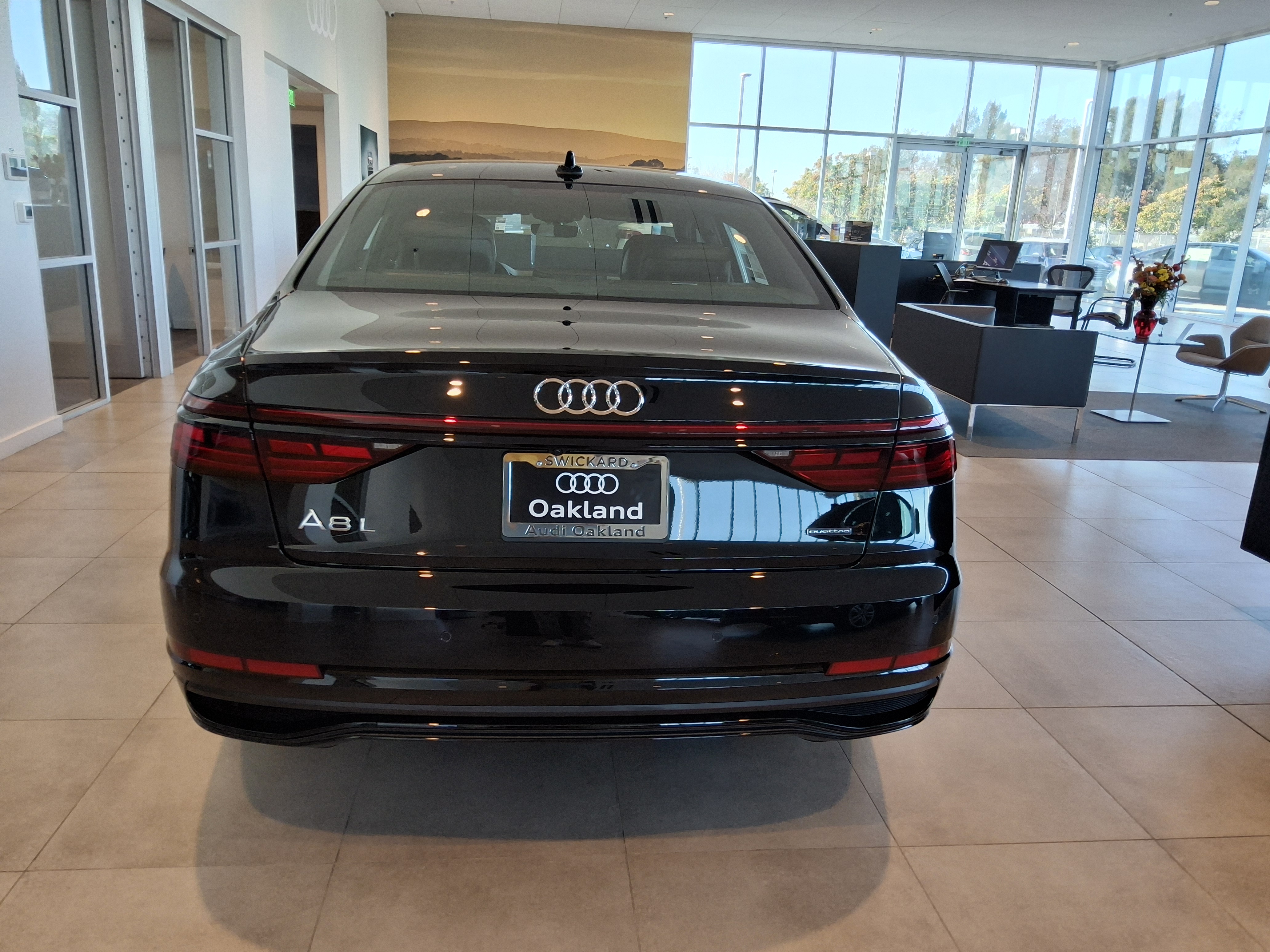 2027 Audi A8L exterior (2)
